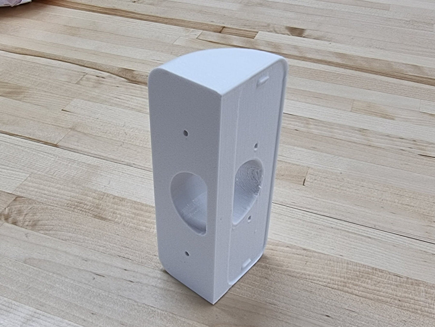 EZVIZ DB1 Mount, 90 Degree Angle. Get The Perfect Viewing Angle For Your EZVIZ DB1 Doorbell