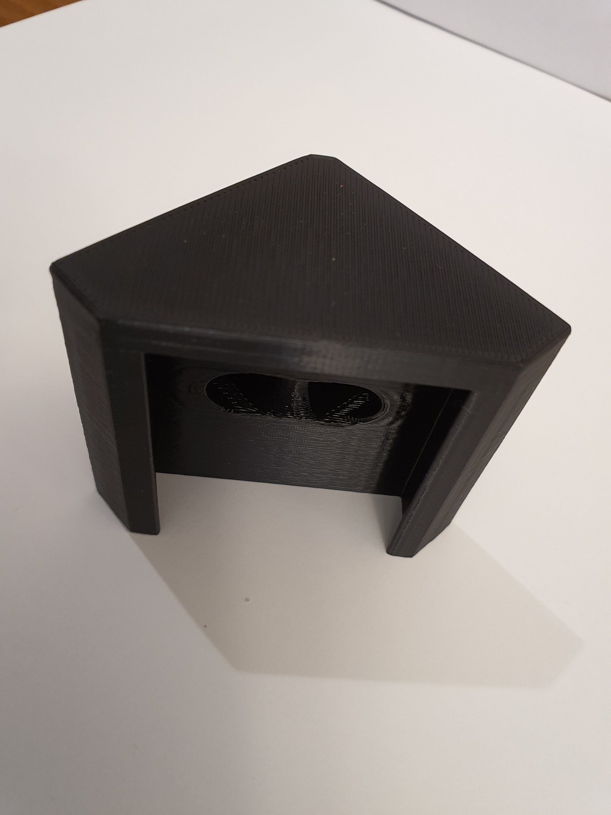 Wyze Cam Mount, 45 Degree Corner For V2. Get The Perfect Viewing Angle With Wyze Cam Mount For Corners